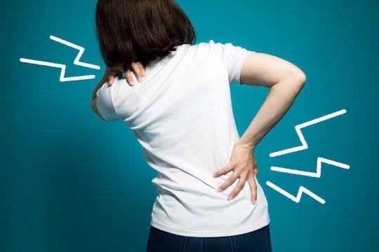〜家でも簡単に出来る！腰痛改善、予防のためのトレーニング〜(BELLO鹿児島 パーソナルトレーニングジム)